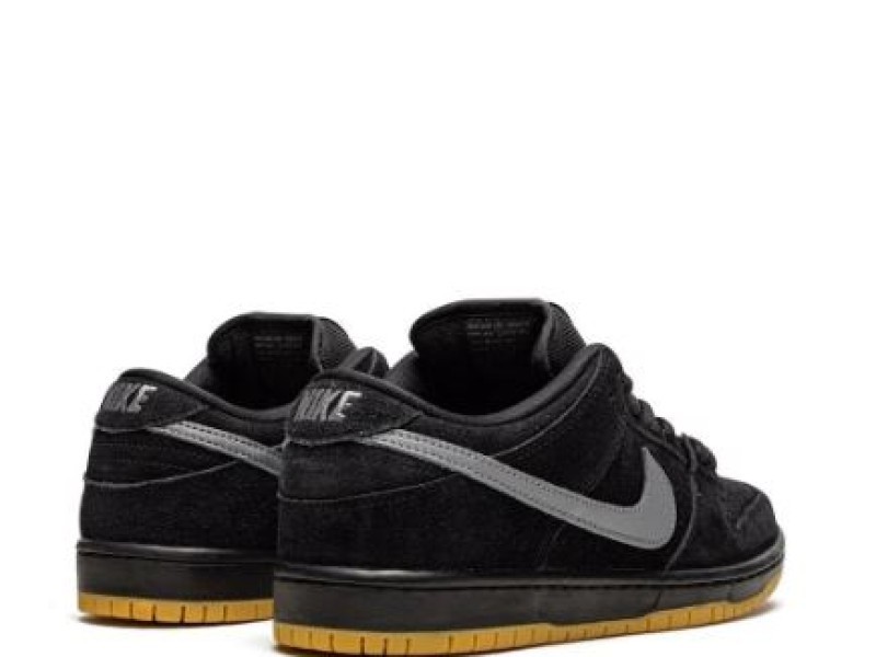Nike SB Dunk Low verde con logo negro