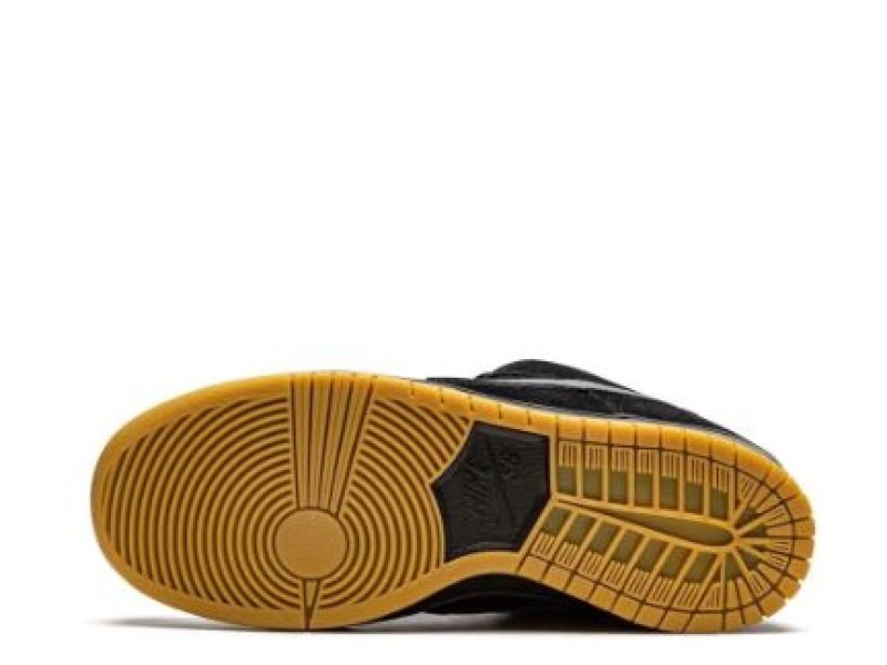 Nike SB Dunk Low blancas con negro y colores