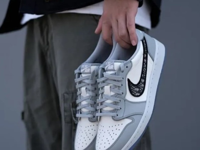 Air Jordan 1 Low de Jordan x Dior
