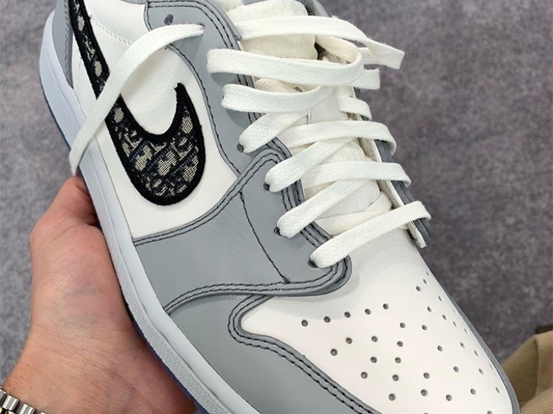 Air Jordan 1 Low de Jordan x Dior