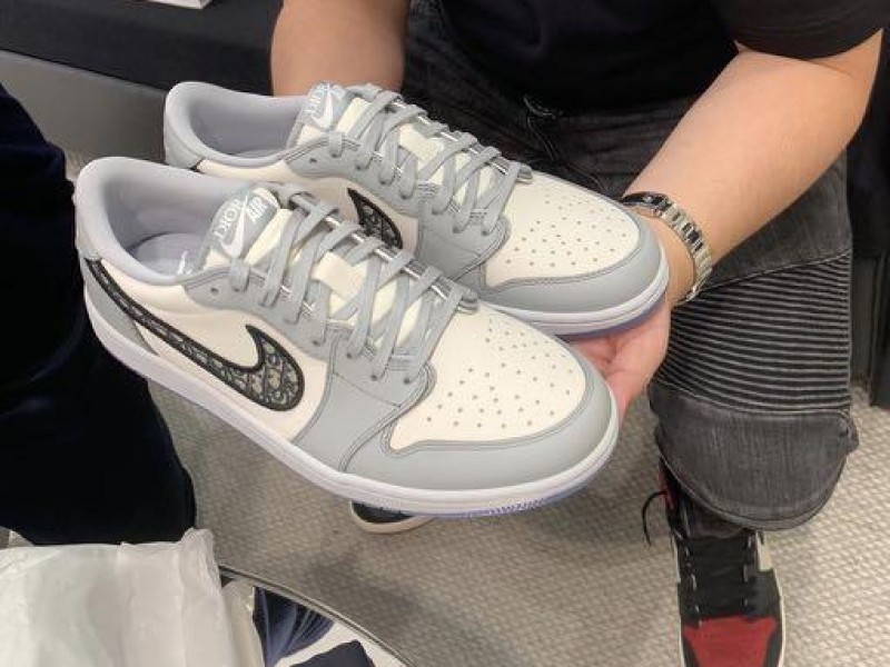 Air Jordan 1 Low de Jordan x Dior