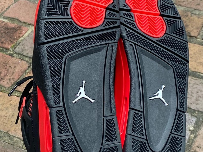 Air Jordan 4 Retro Red Thunder