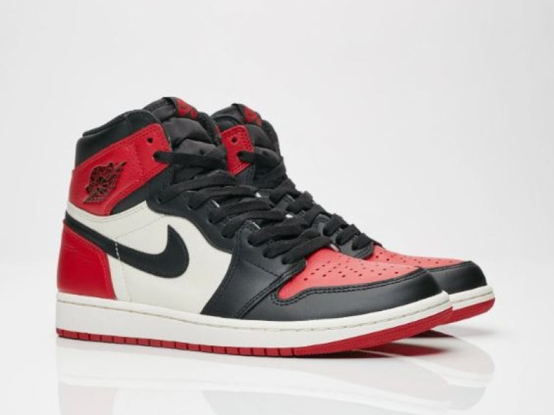 Nike Air Jordan 1 High Bred Toe