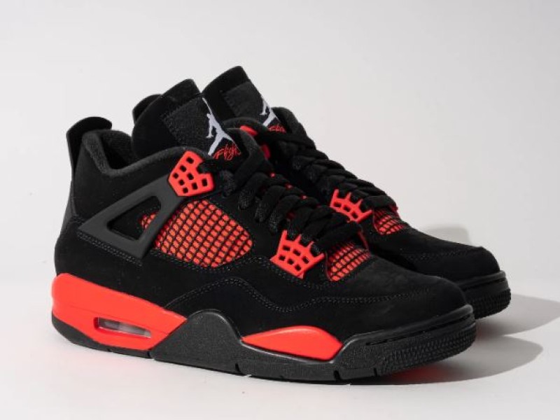 Nike Air Jordan 4 Retro Red Thunder