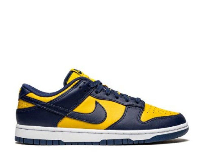Nike SB Dunk Low rojas con blanco