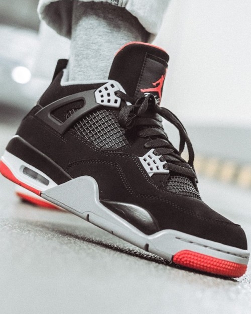 Nike Air Jordan Retro 4 Bred