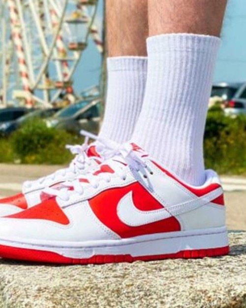 Nike SB Dunk Low blancas con rojo - Tienda del Oso | Tienda de Zapatillas 